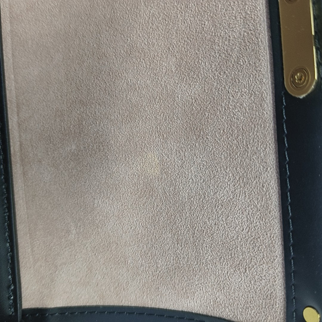 PAPILLON 19 Epi Black