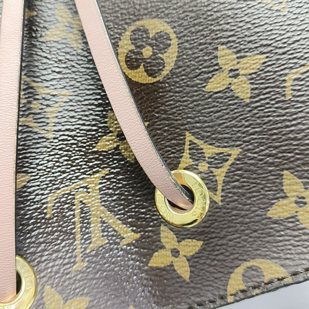NÉONOÉ MM Monogram Coated Canvas Brown