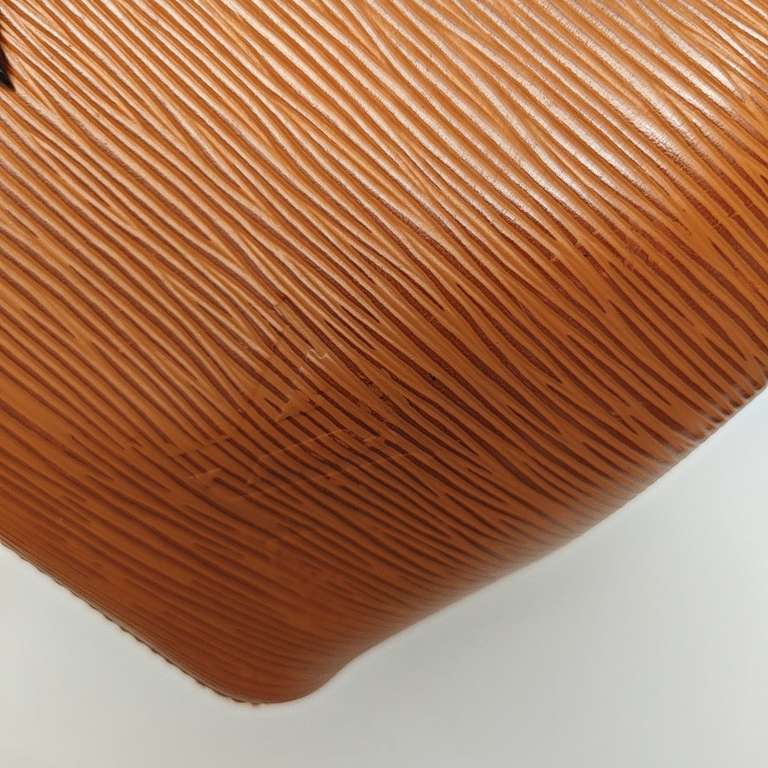 Authenticated pre-owned  NÉONOÉ MM Epi Brown - Bucket Bag at Looply