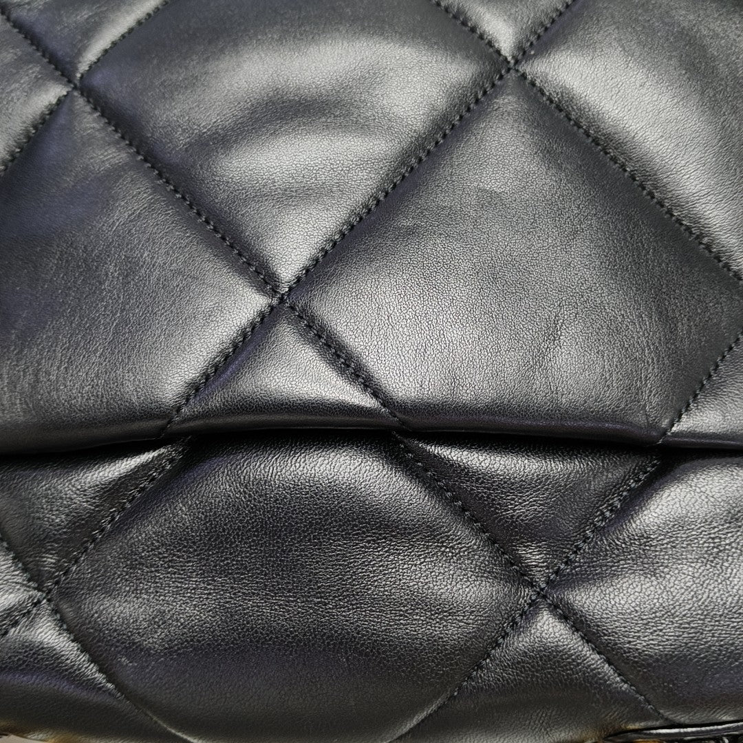 CHANEL 19 Small Quilted Lambskin Black