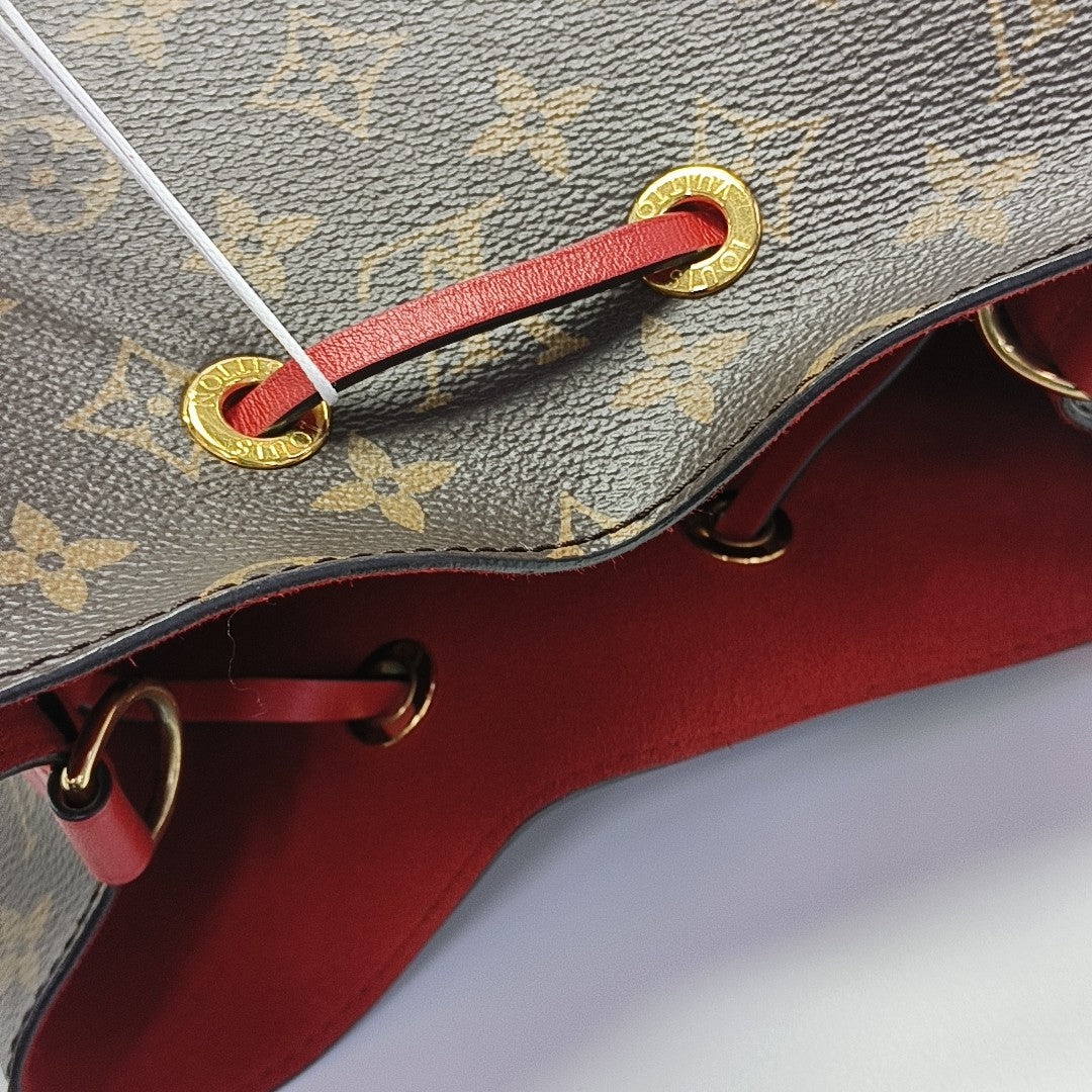 NÉONOÉ MM Monogram Coated Canvas Brown