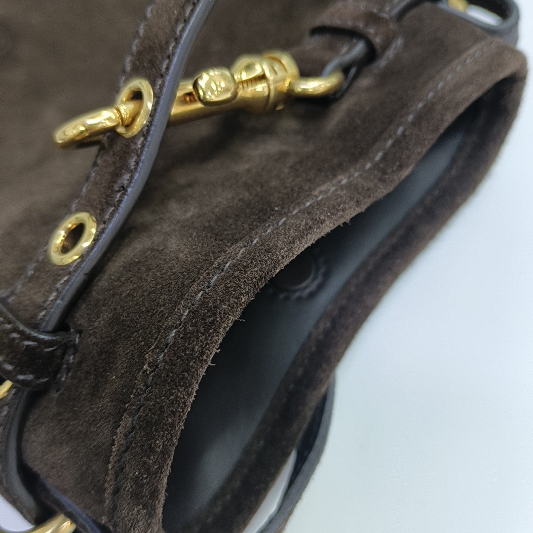 Aventure Suede Brown