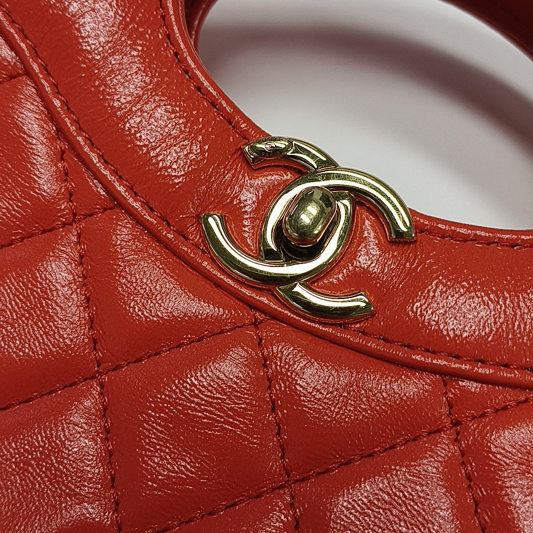 CHANEL 31 Quilted Lambskin Red