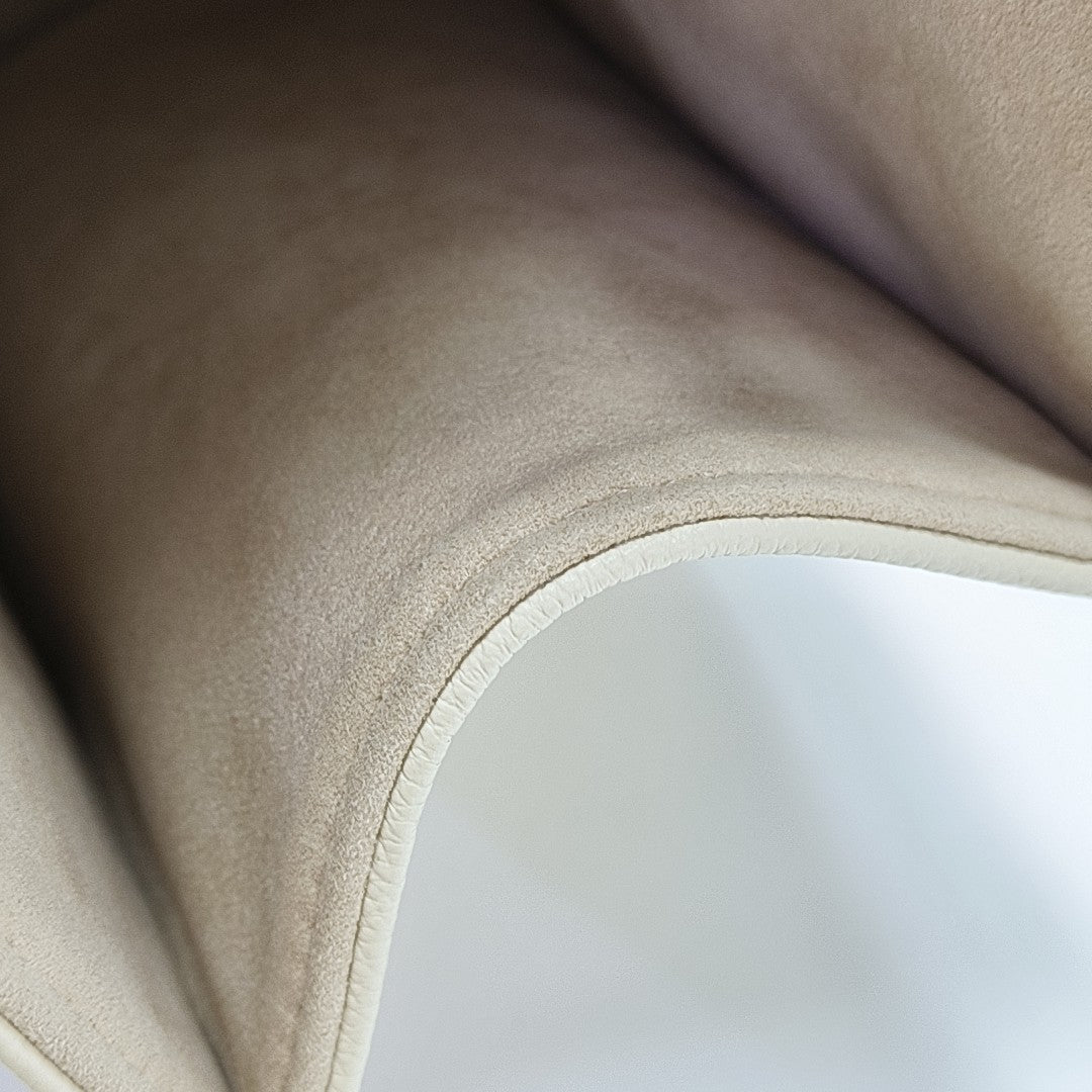 ONTHEGO MM Monogram Calfskin Beige