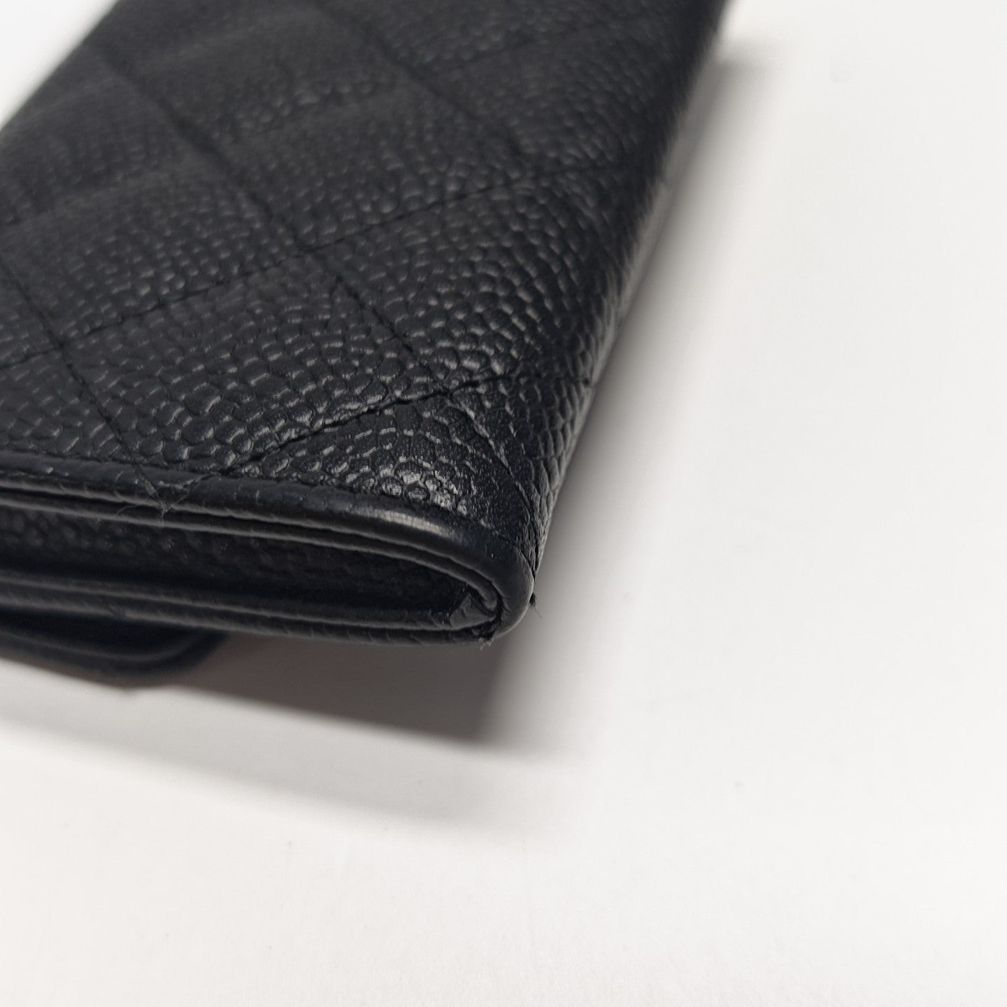 CLASSIC FLAP Quilted Grained Calfskin Black Wallet