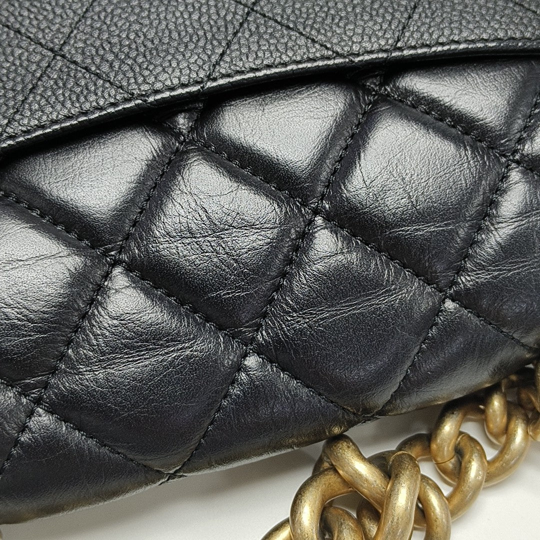 Quilted Calfskin Shoulder Bag Black