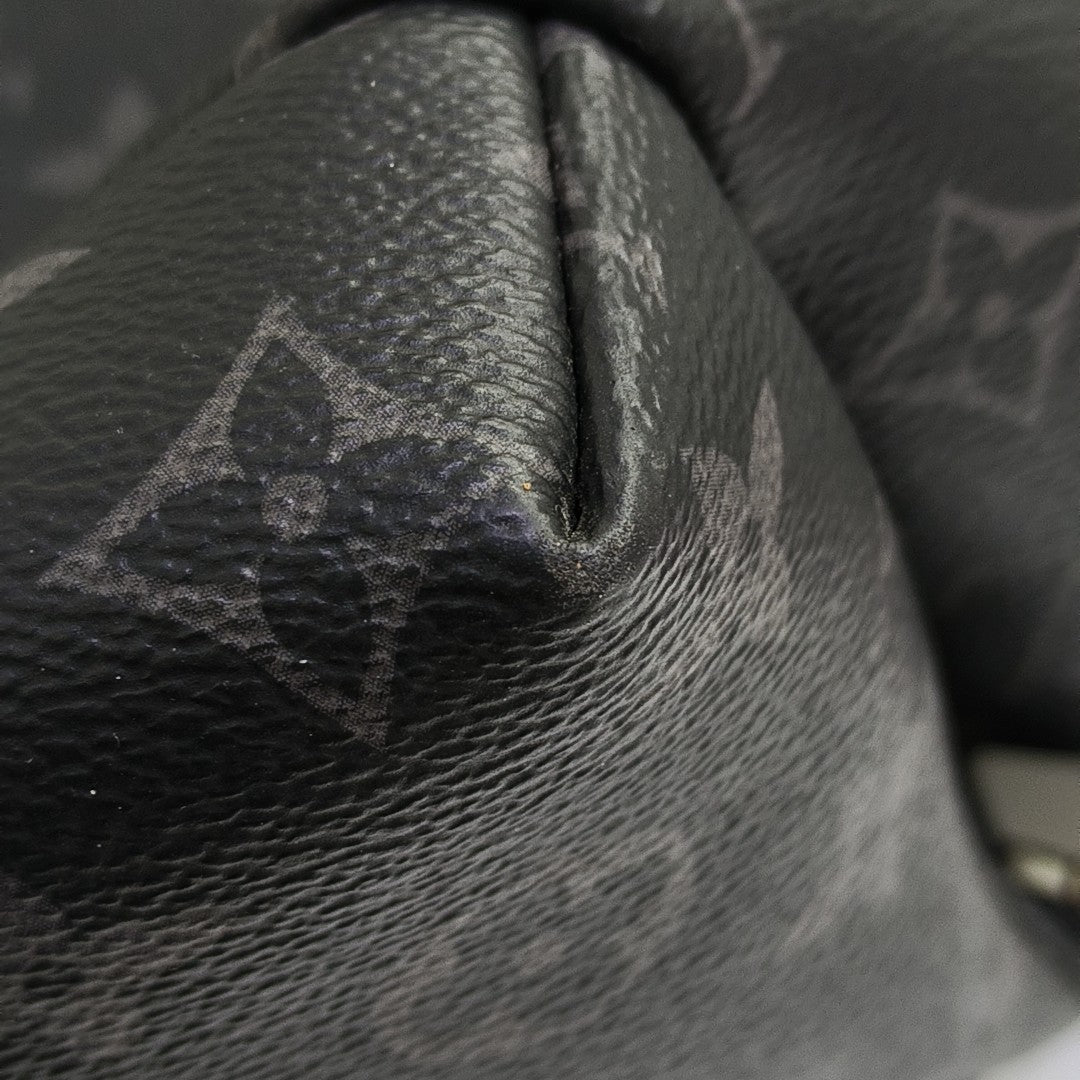 DISCOVERY Monogram Coated Canvas Gray