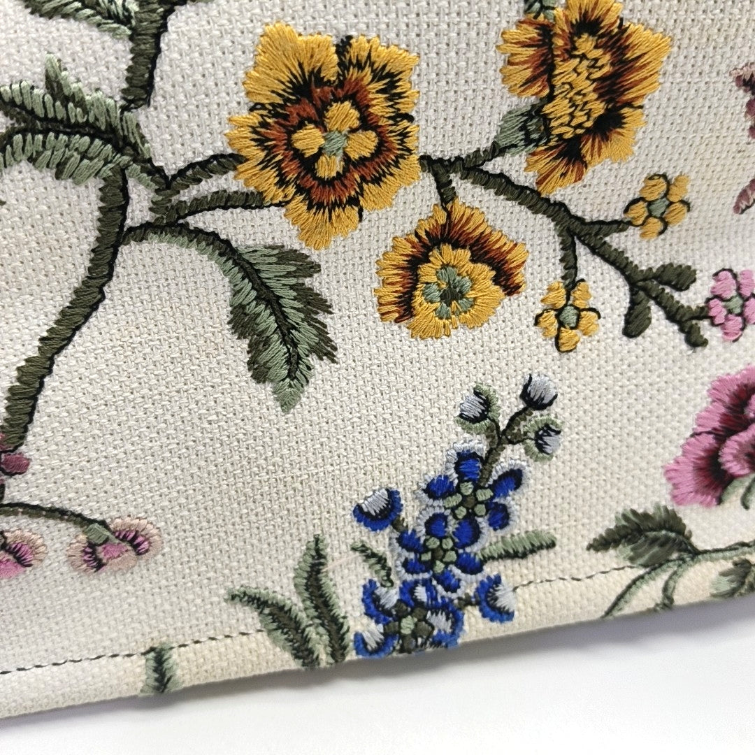 Authenticated pre-owned  Book Tote Medium Canvas Multicolor - Tote Bag at Looply