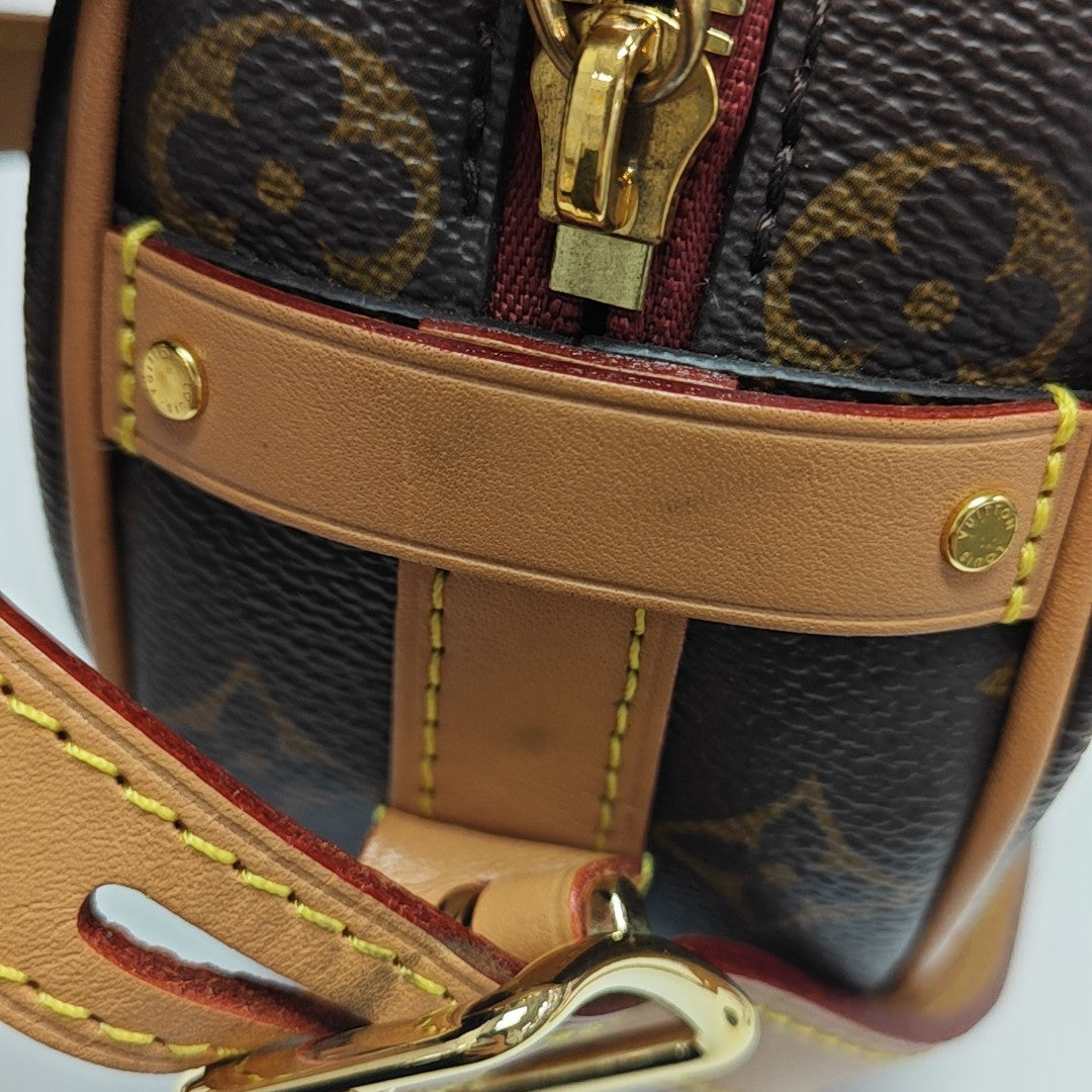 BOITE CHAPEAU PM Monogram Coated Canvas Brown