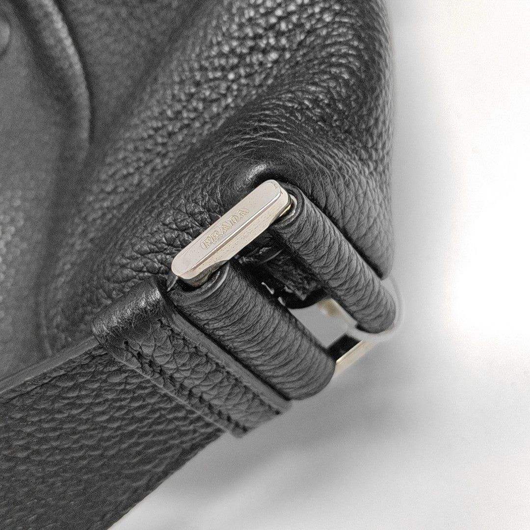 Calfskin Shoulder Bag Black