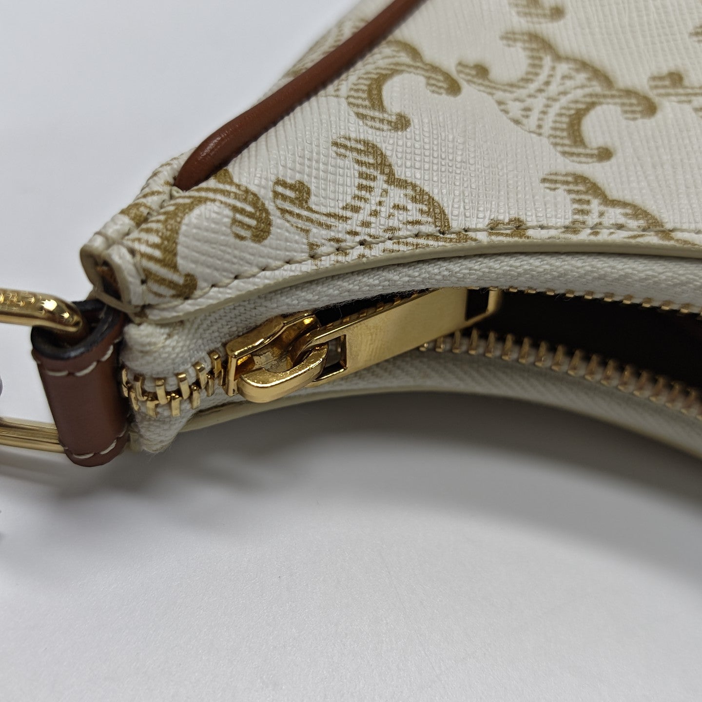 AVA Medium Coated Canvas White