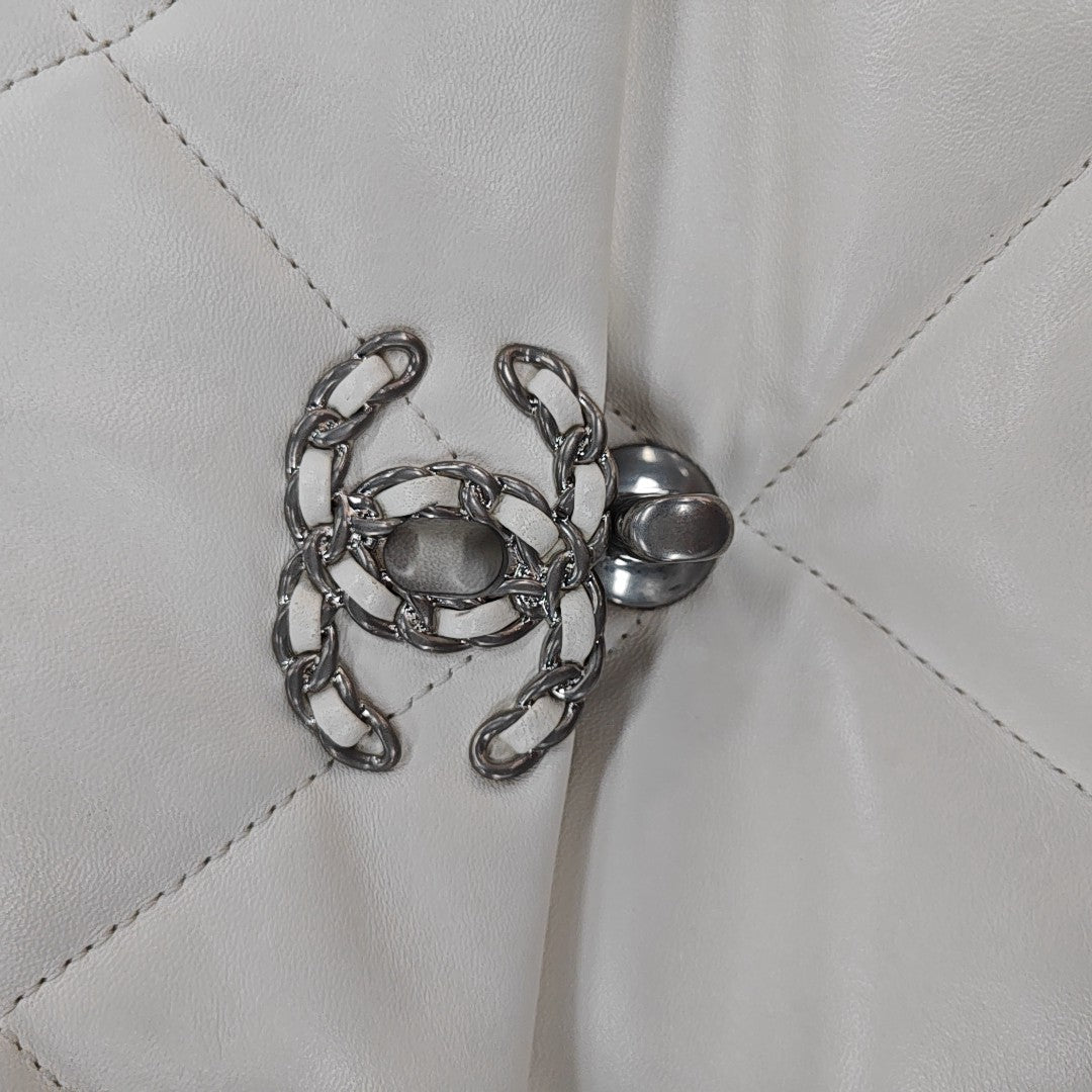 CHANEL 19 Small Quilted Lambskin White