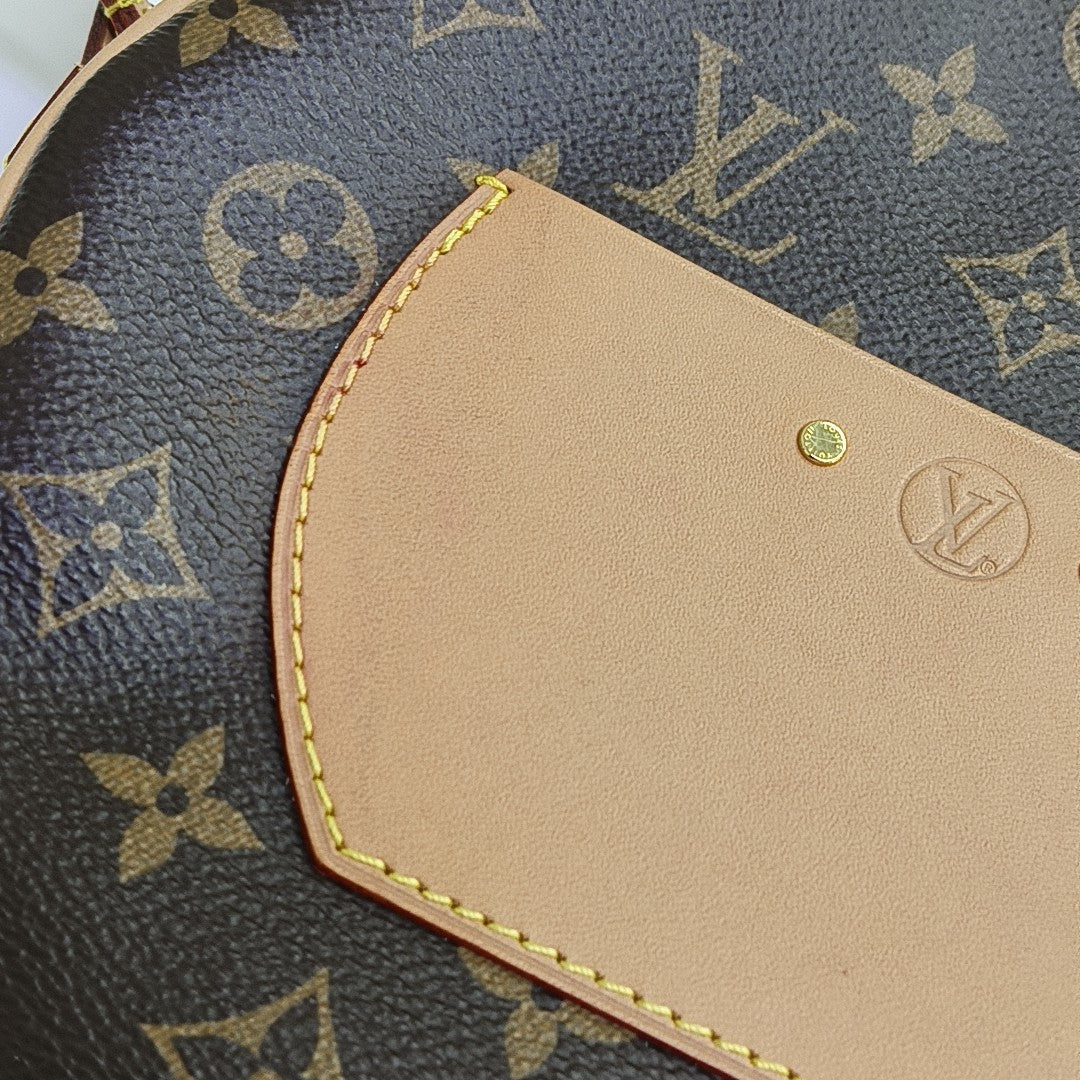 BOITE CHAPEAU MM Monogram Coated Canvas Brown