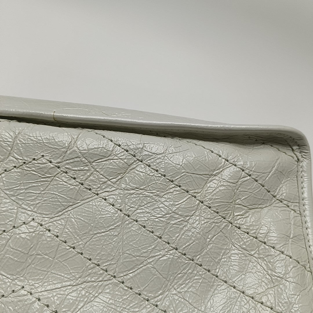 NIKI Medium Chevron Calfskin White