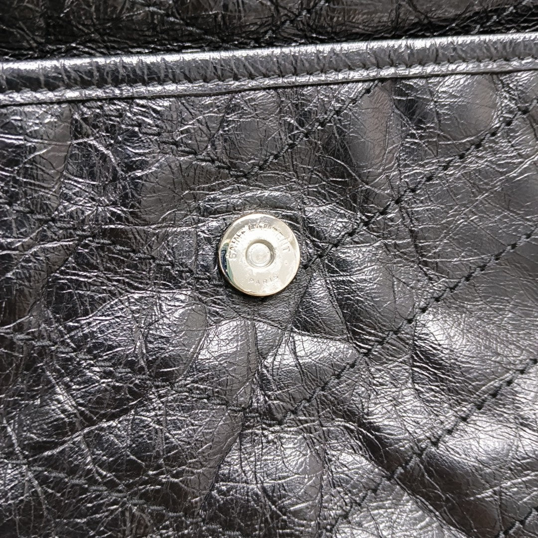 NIKI Medium Chevron Calfskin Black