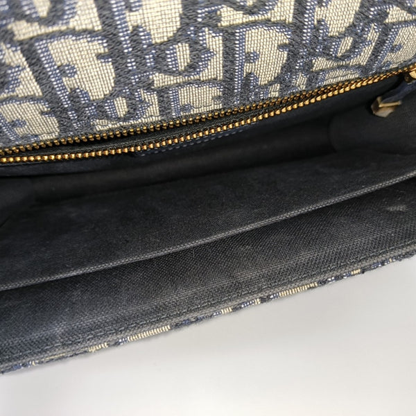 30 Montaigne Oblique Canvas Blue