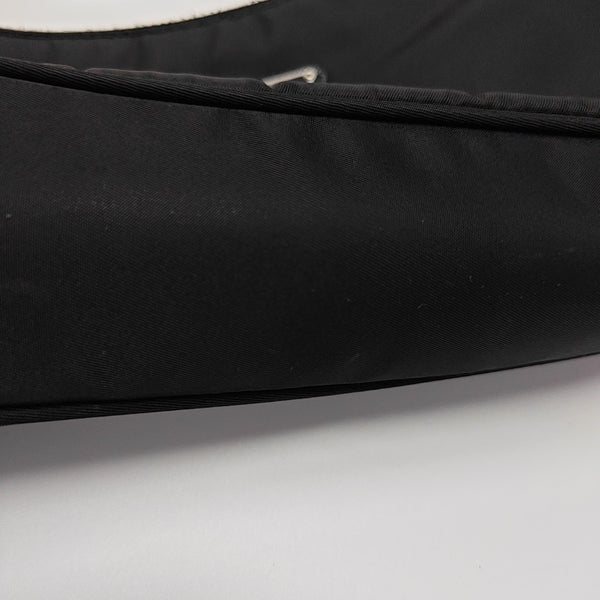 Re-Edition2000 Mini Nylon Black