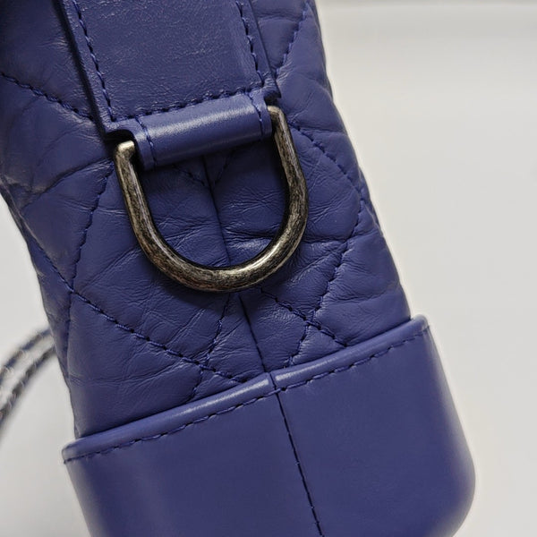 Authenticated pre-owned  GABRIELLE Small Quilted Calfskin Purple - Crossbody Bag at Looply
