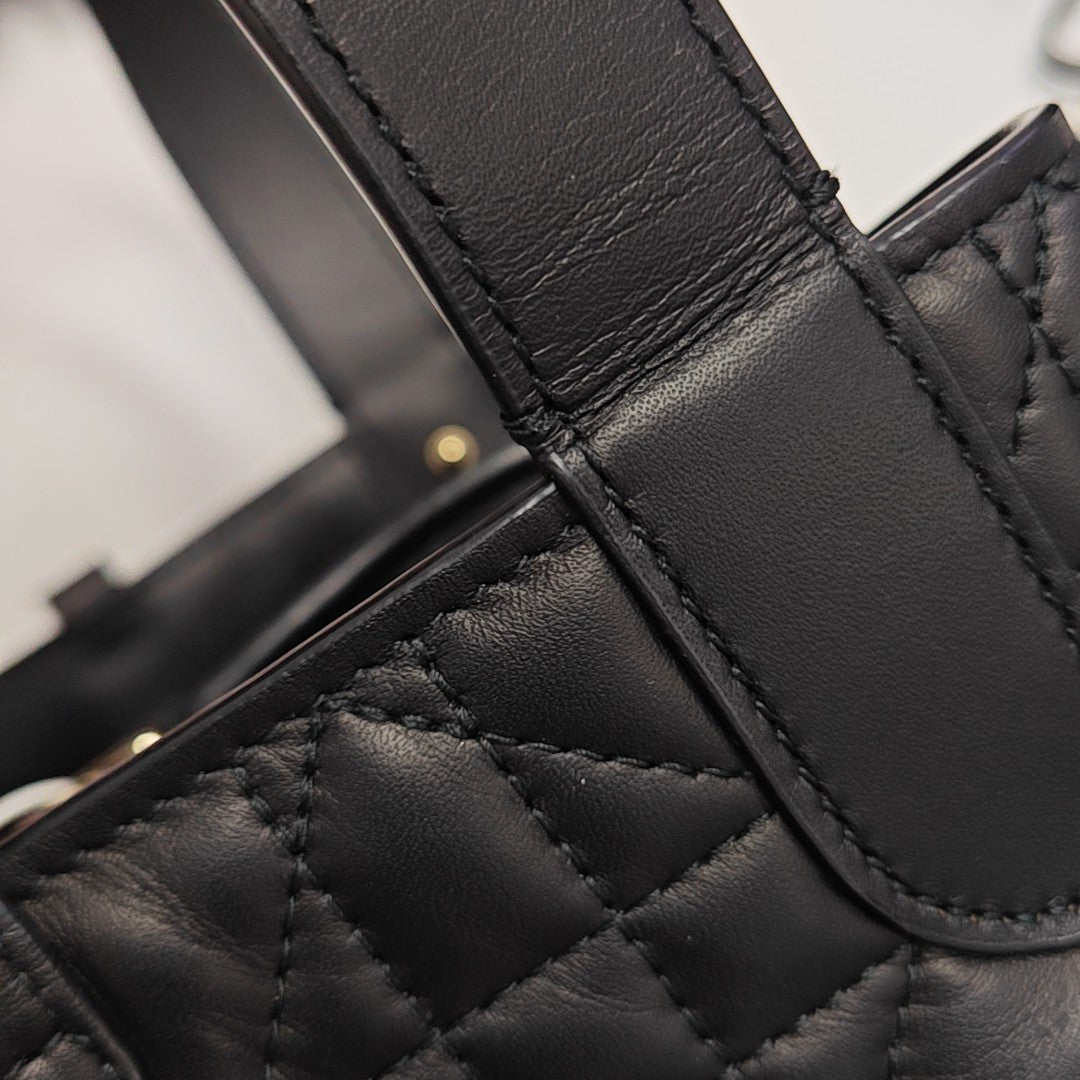 Toujours Small Cannage Calfskin Black