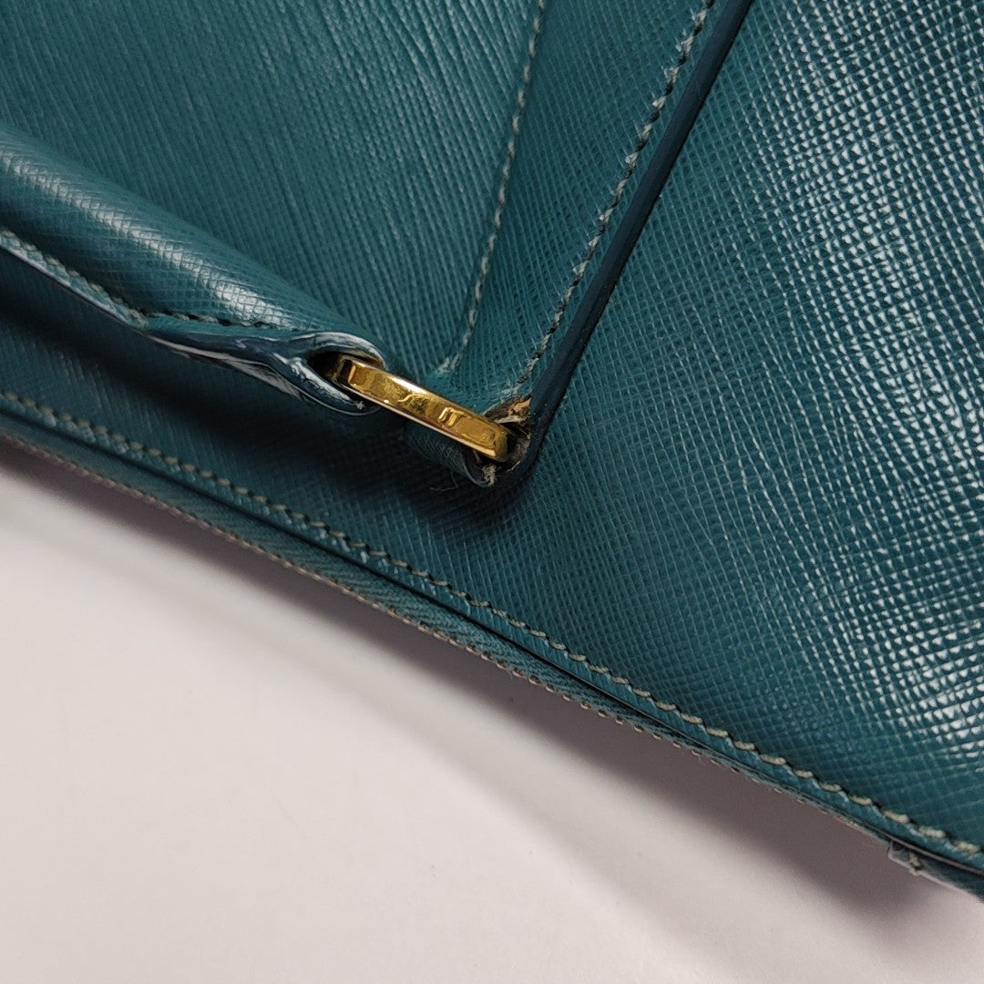 Galleria Medium Saffiano Calfskin Green