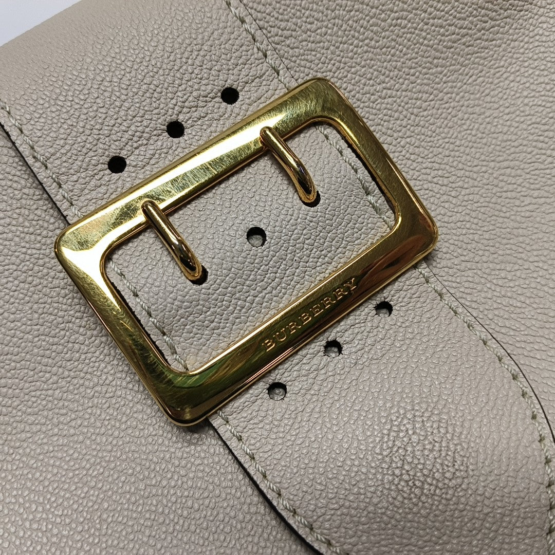 Buckle Calfskin Beige