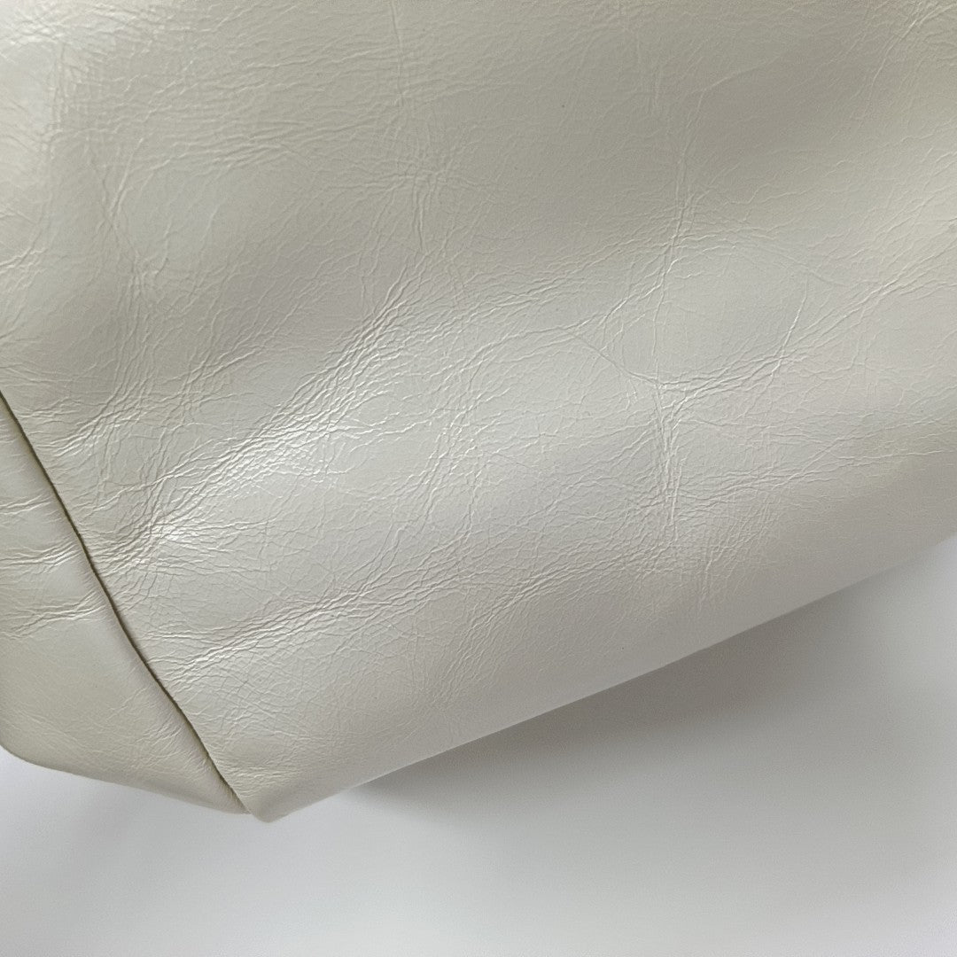 Dangle Mini Calfskin White