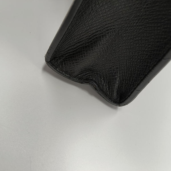 Pochette Voyag MM Calfskin Black