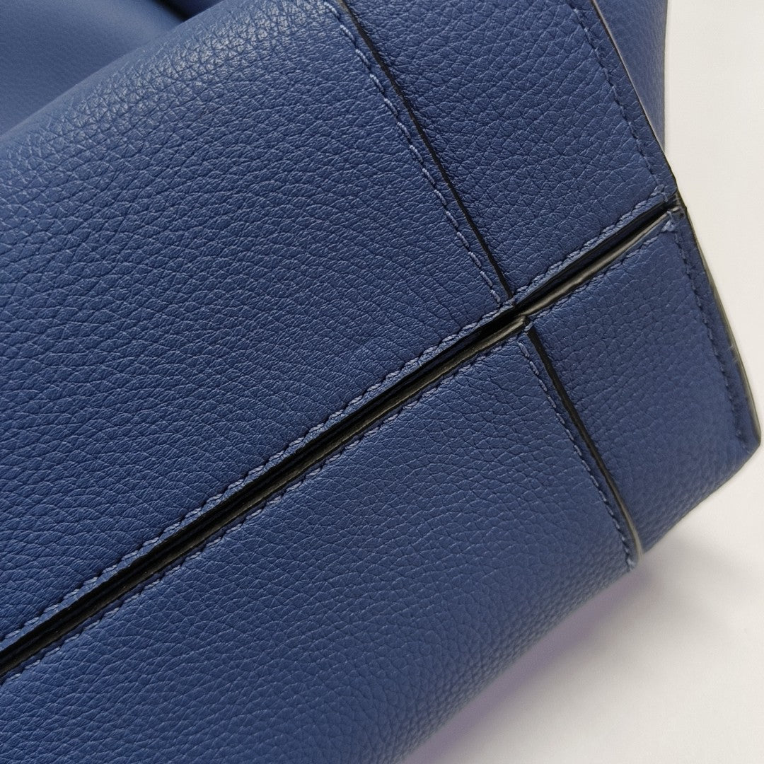 Flamenco Medium Calfskin Blue