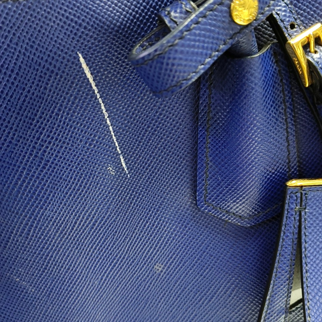 Authenticated pre-owned  Double Saffiano Calfskin Blue - Tote Bag at Looply