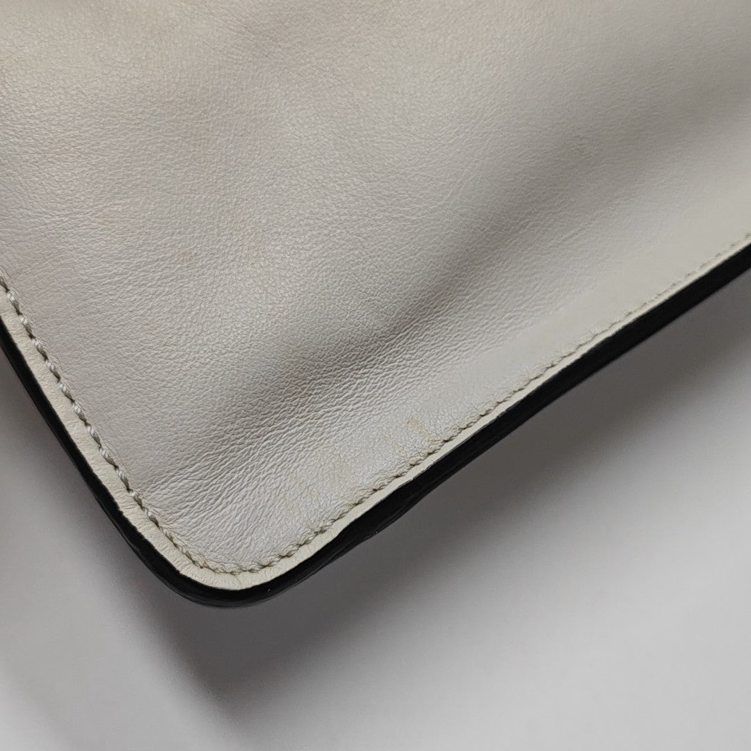 Flip Calfskin White