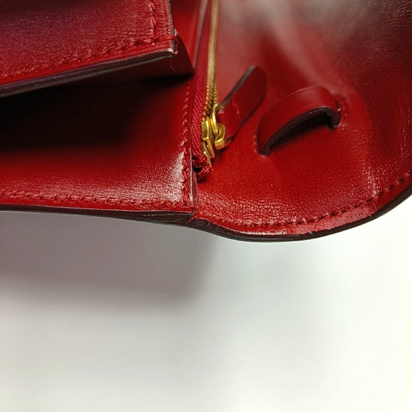 CLASSIC BOX Medium Calfskin Red