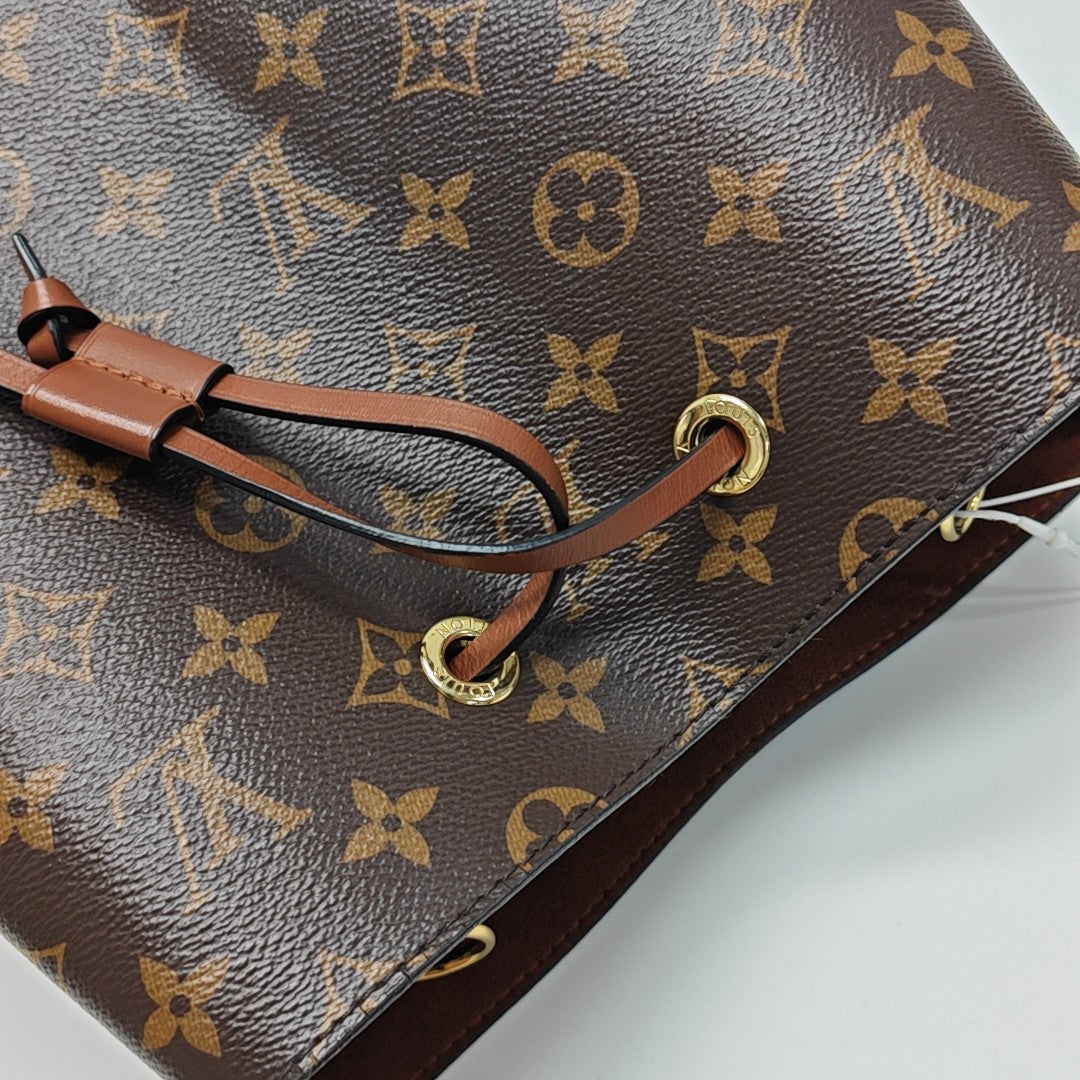 NÉONOÉ MM Monogram Coated Canvas Brown
