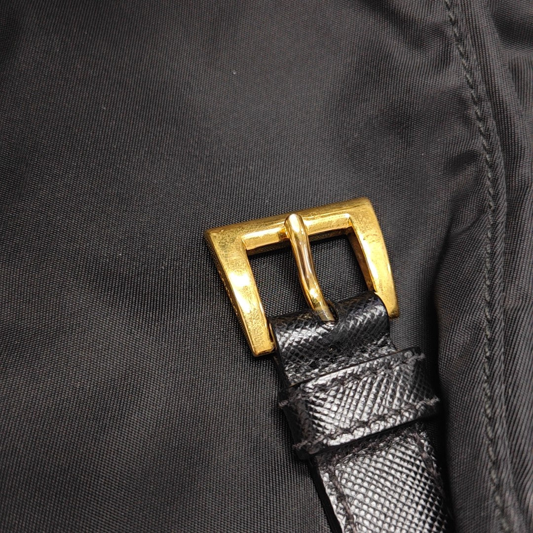 Vela Messenger Bag Nylon Black