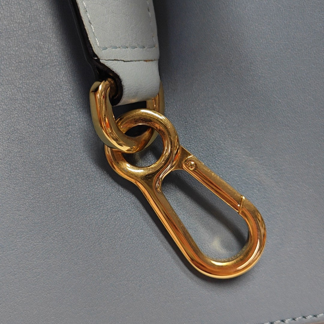 Puzzle Medium Calfskin Blue