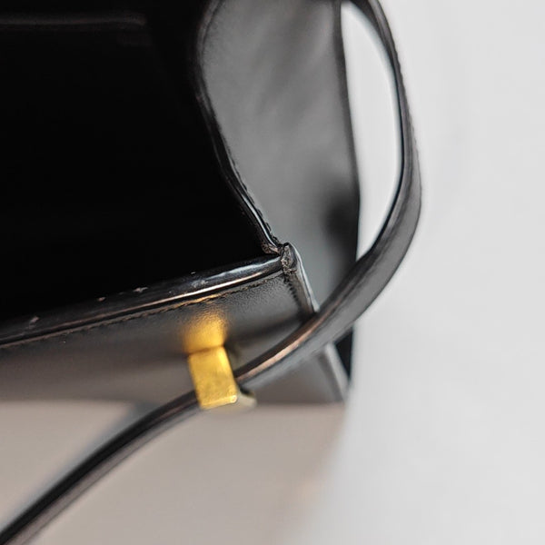 MANHATTAN Medium Calfskin Black