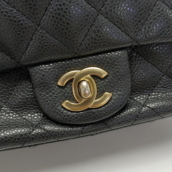 CLASSIC FLAP Mini Quilted Grained Calfskin Black