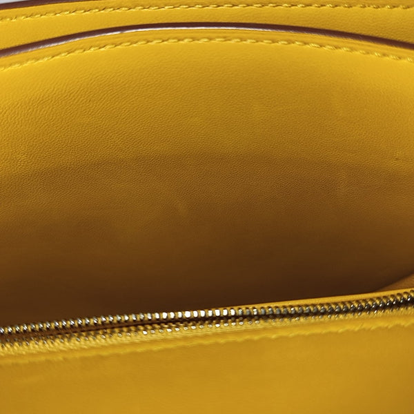 2002 20 Evercolor Yellow