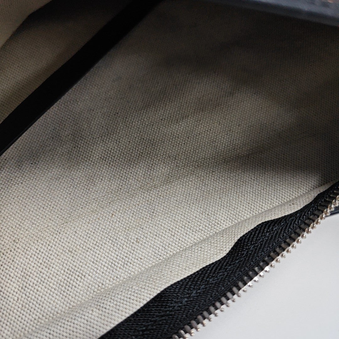 Hobo Coated Canvas Black