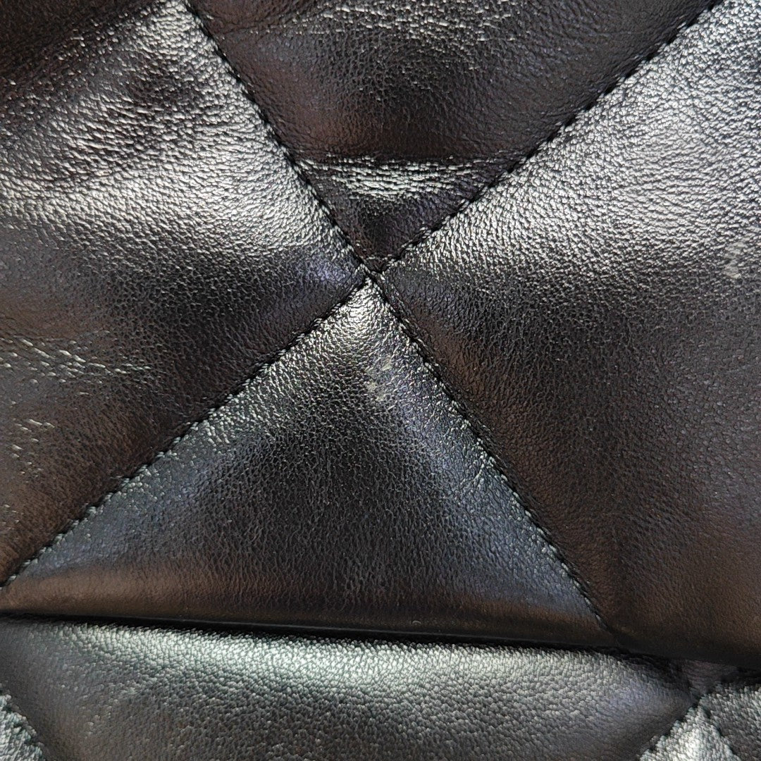 CHANEL 19 Large Quilted Lambskin Black