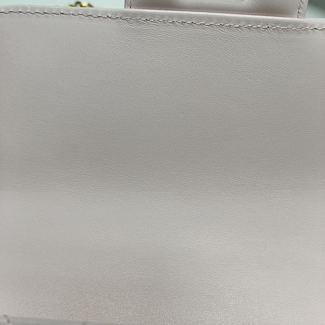 Quilted Lambskin Crossbody Bag Pink