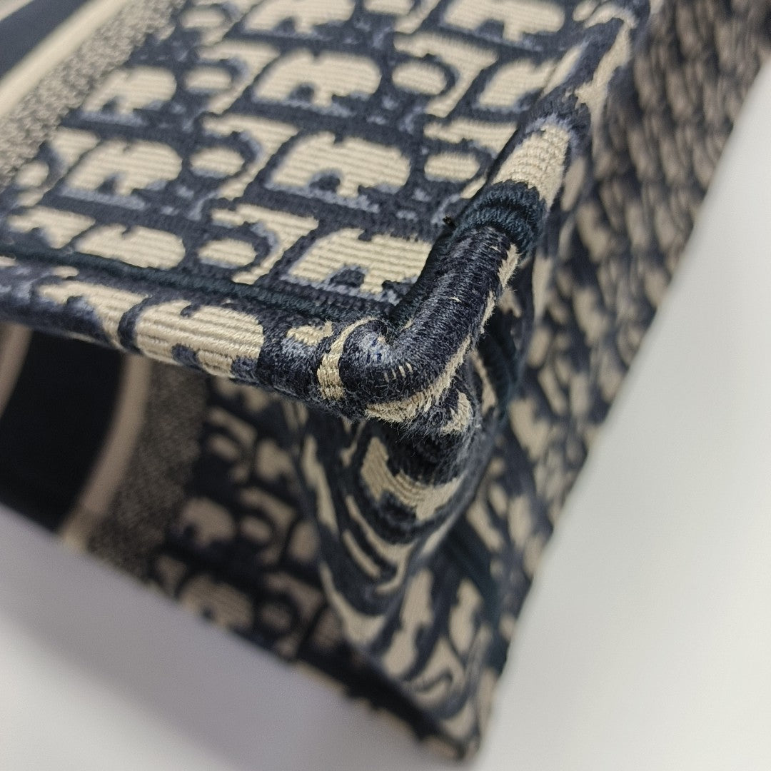 Book Tote Medium Canvas Blue