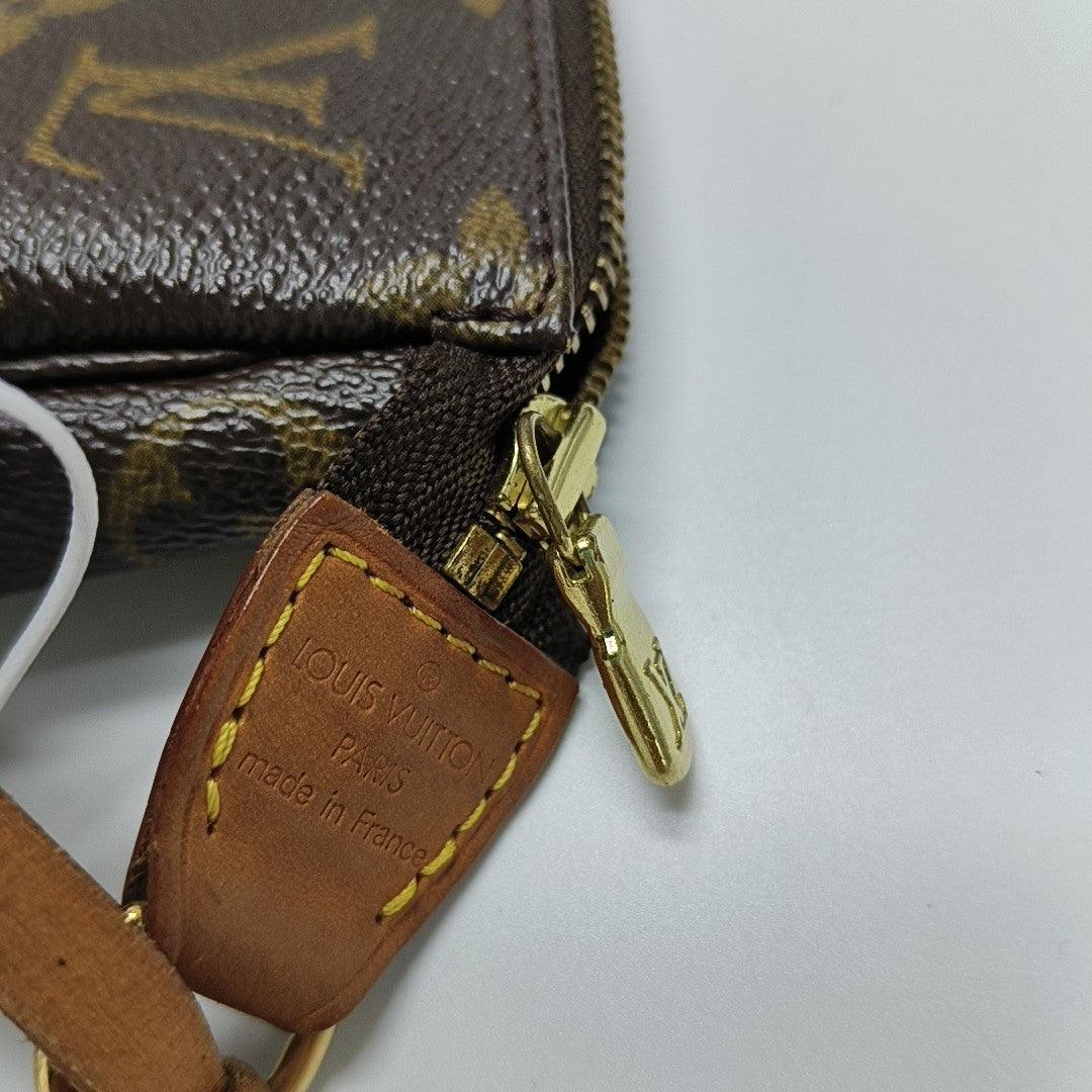 ACCESSOIRES Monogram Coated Canvas Brown