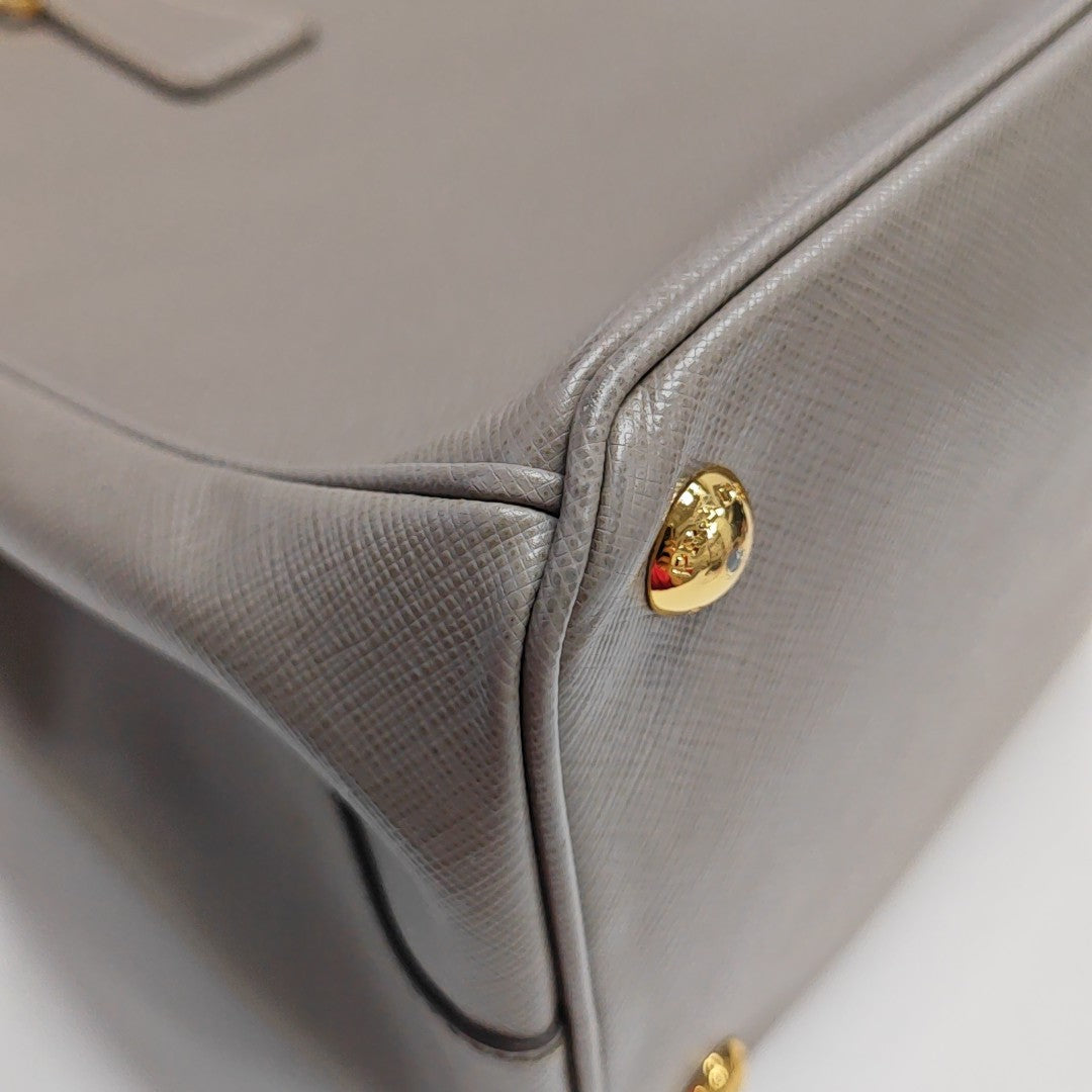 Galleria Large Saffiano Calfskin Gray