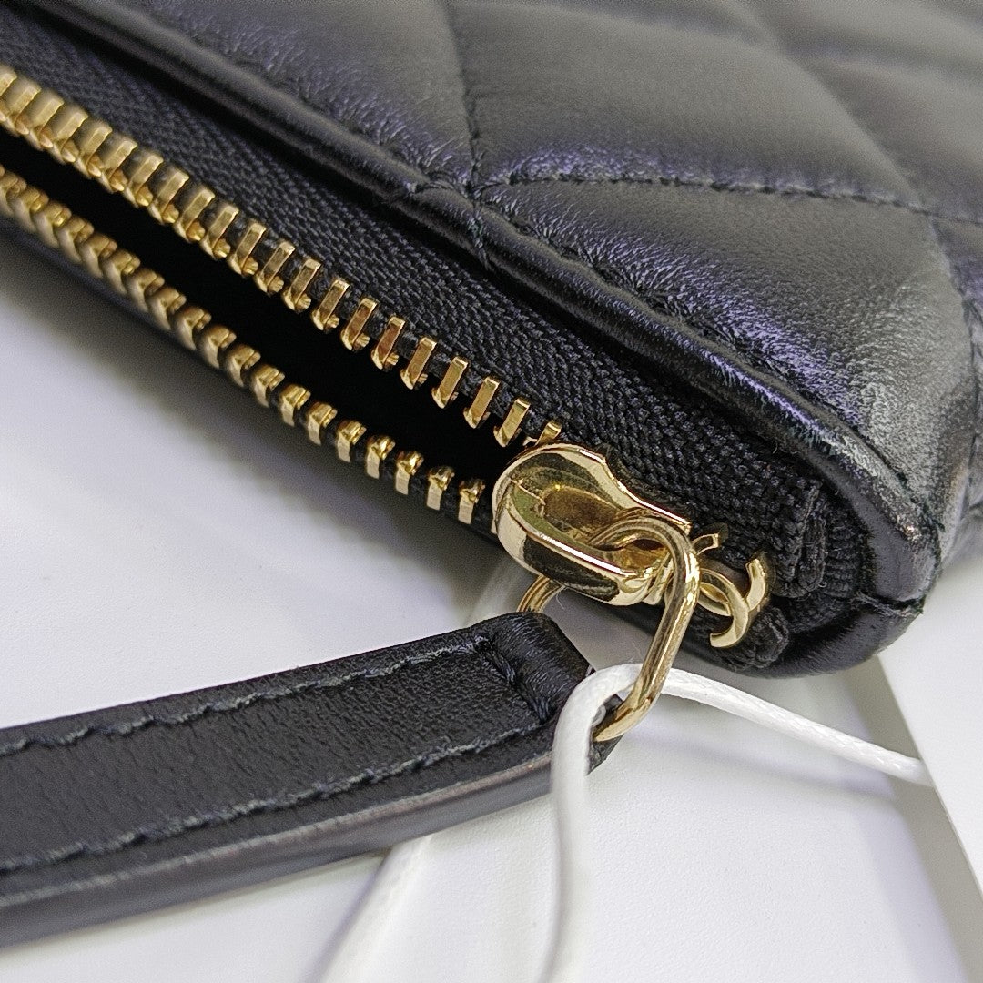 Quilted Lambskin Clutch Black