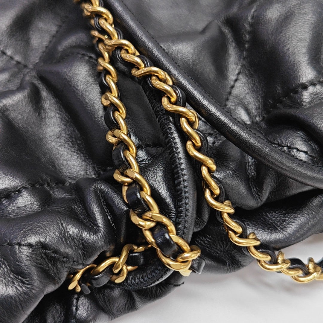 CHANEL 22 Mini Quilted Calfskin Black