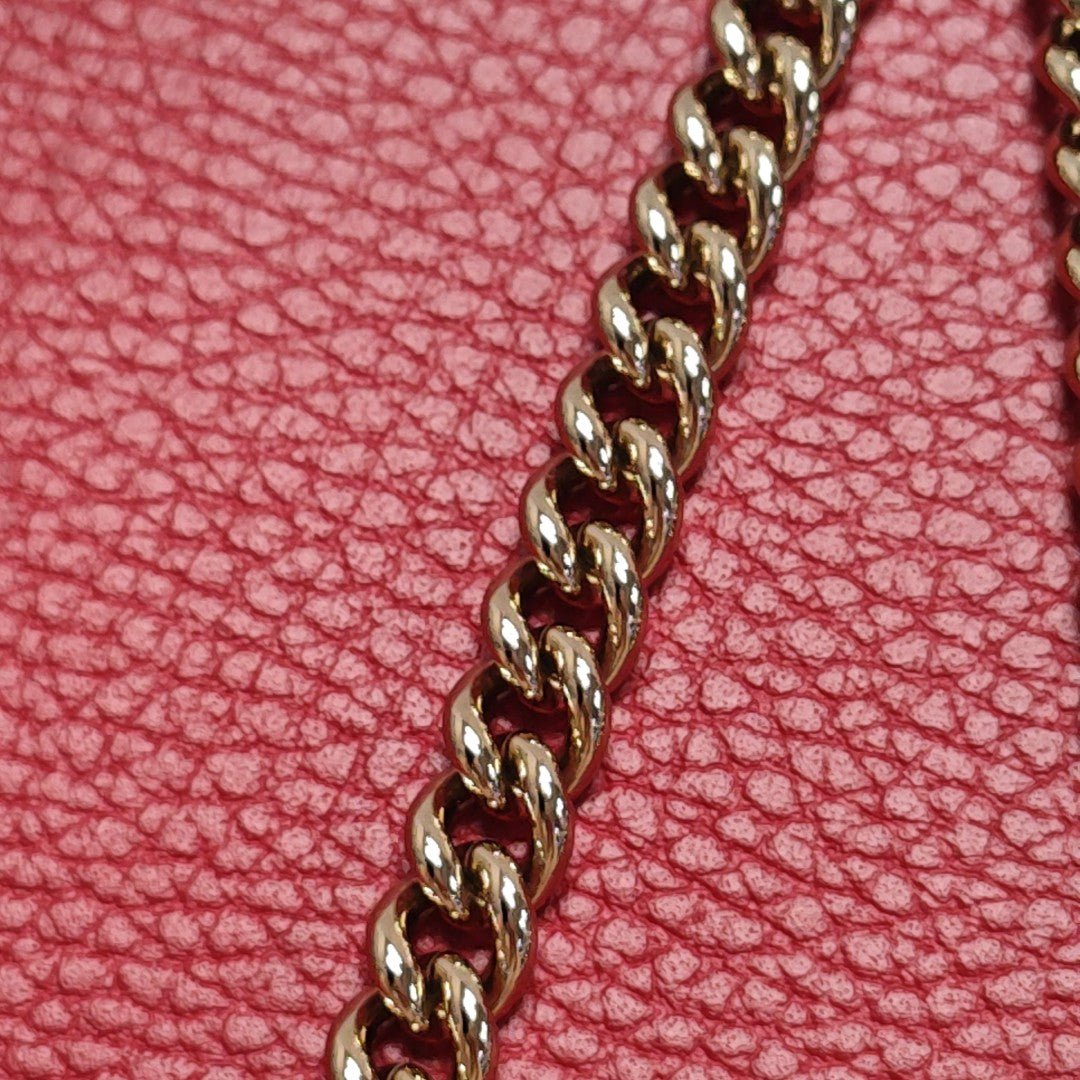 Interlocking G Large Calfskin Red