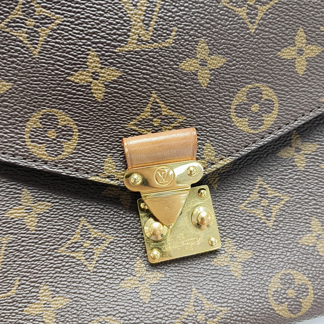 MÉTIS MM Monogram Coated Canvas Brown