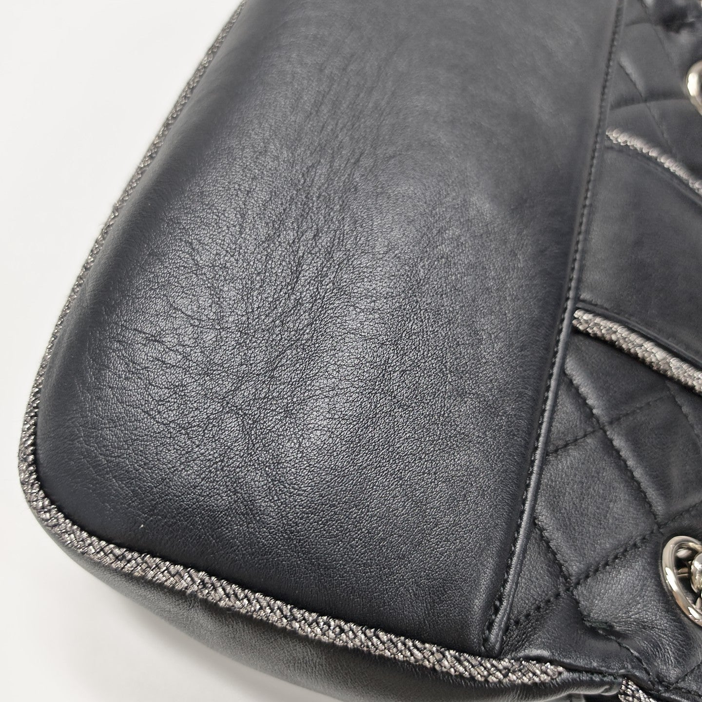 MADISON Quilted Calfskin Black