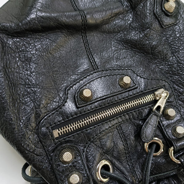 Pompon Bag Calfskin Black