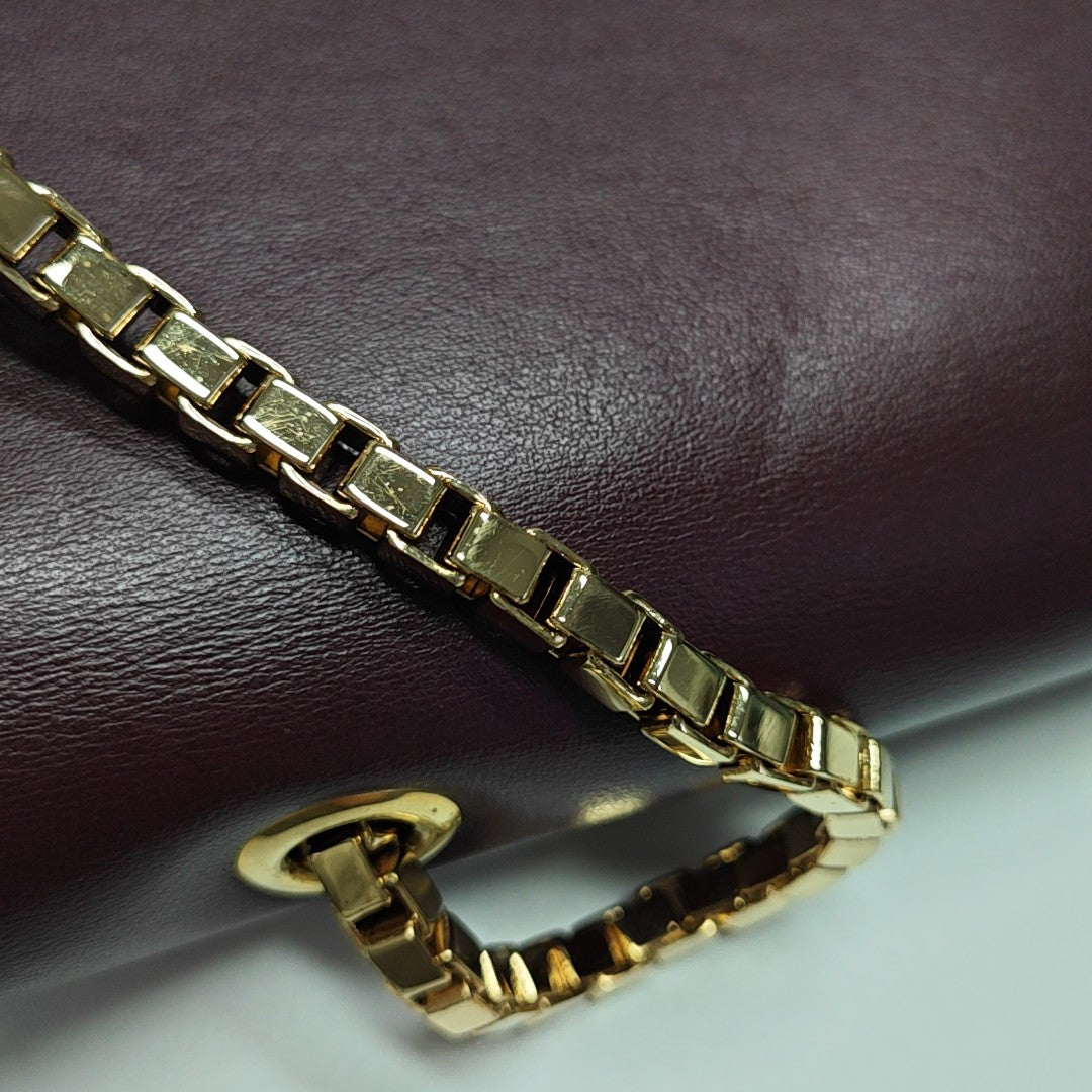 Thalia Calfskin Red